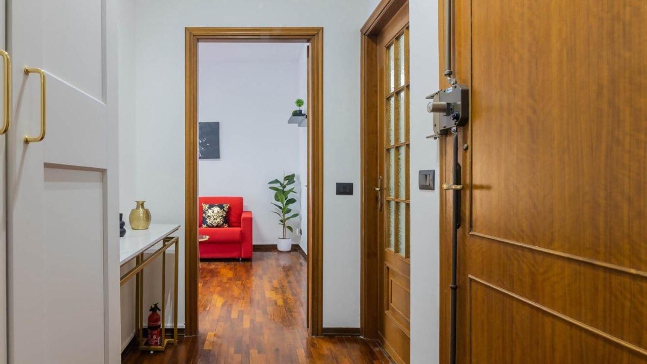 Porta Nuova Centro Elegante Suite Con Wifi Torino Kültér fotó