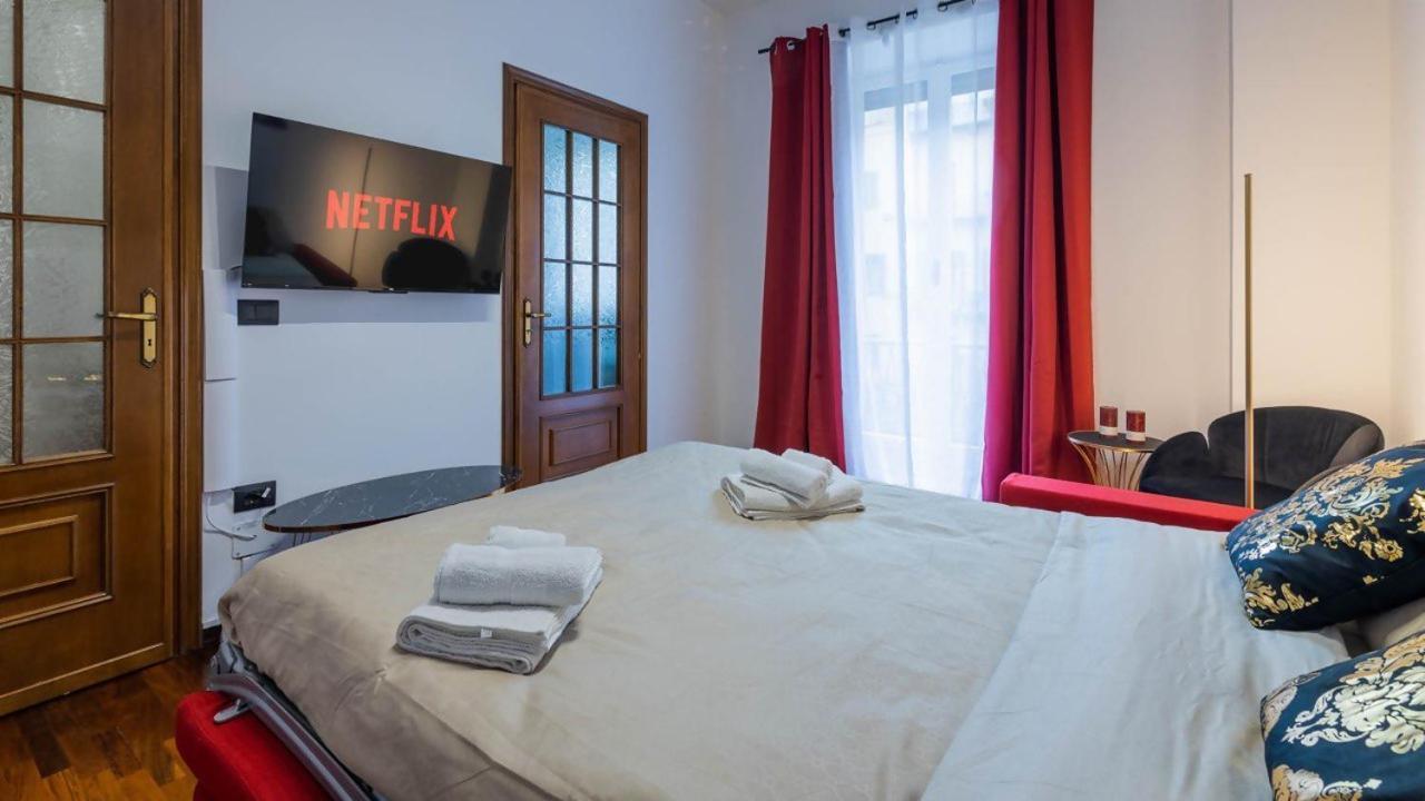 Porta Nuova Centro Elegante Suite Con Wifi Torino Kültér fotó
