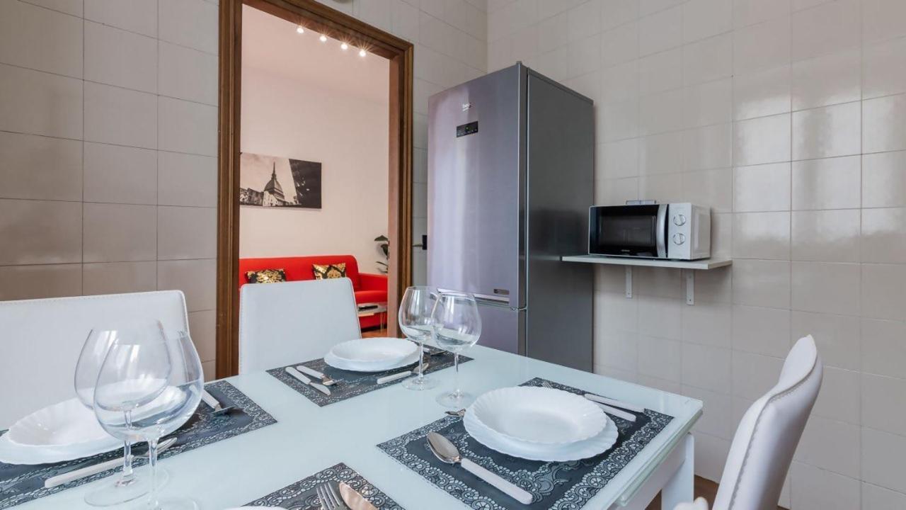 Porta Nuova Centro Elegante Suite Con Wifi Torino Kültér fotó