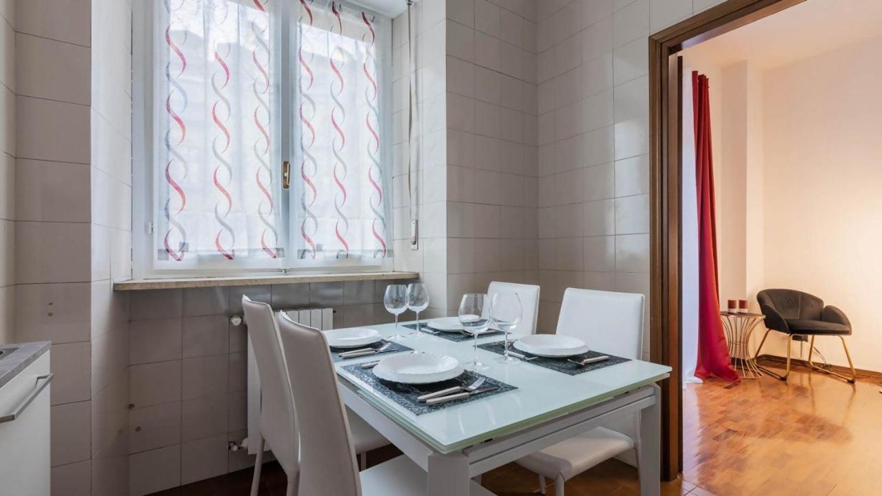Porta Nuova Centro Elegante Suite Con Wifi Torino Kültér fotó